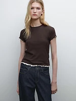 T-shirt effet superposé à bords-côtes ondulés