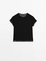 Double-layer T-shirt with wavy trims