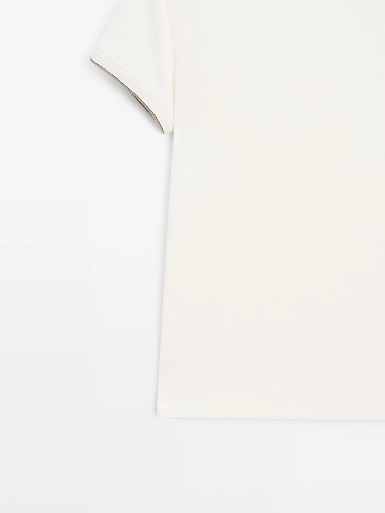 100% cotton contrast ribbed T-shirt