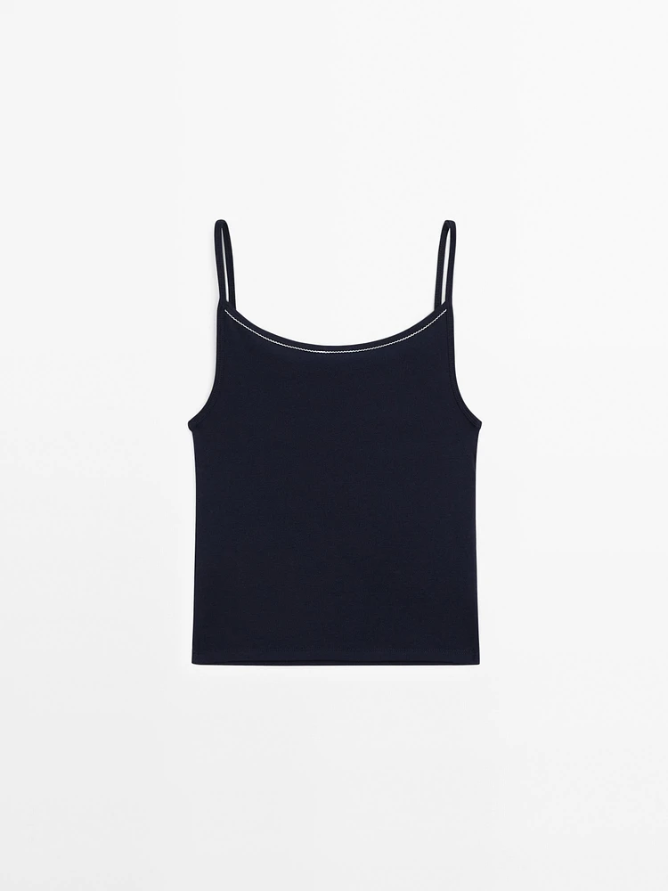 Top en maille à bretelles et dentelle