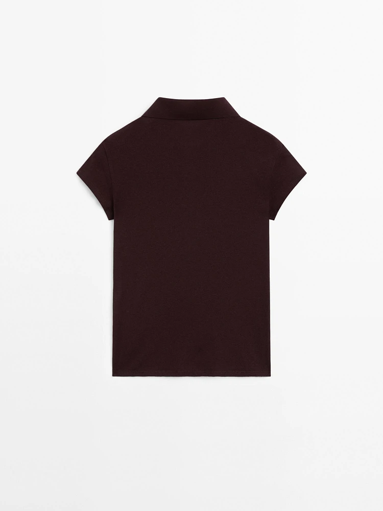 Short sleeve knit polo shirt