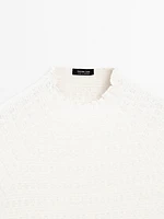 Textured raglan sleeve T-shirt