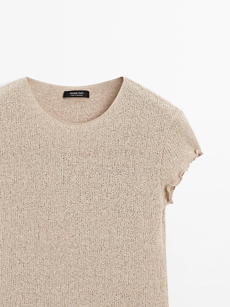 Knit T-shirt with wavy trim detail