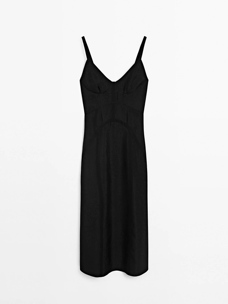 Robe midi nuisette avec découpes