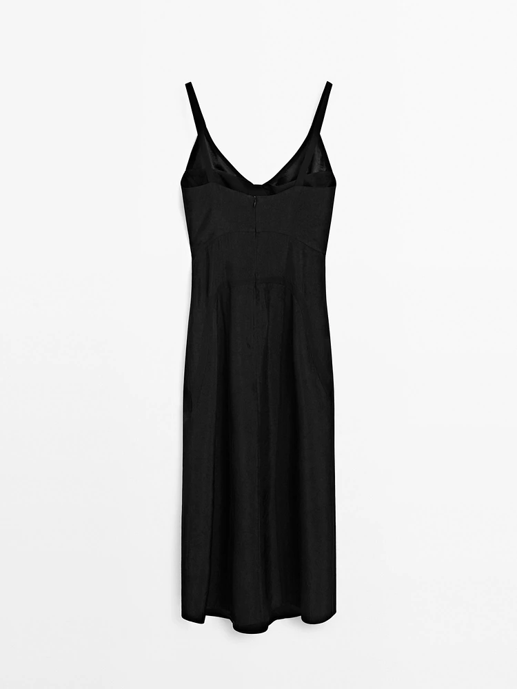 Robe midi nuisette avec découpes