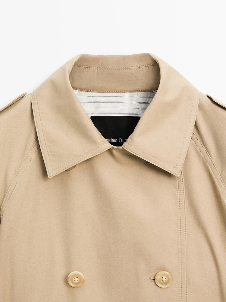 Water repellent classic trench coat