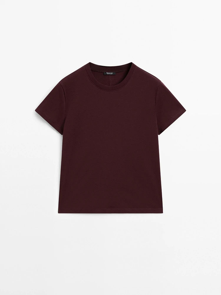 Heavy weight cotton T-shirt with seam detail