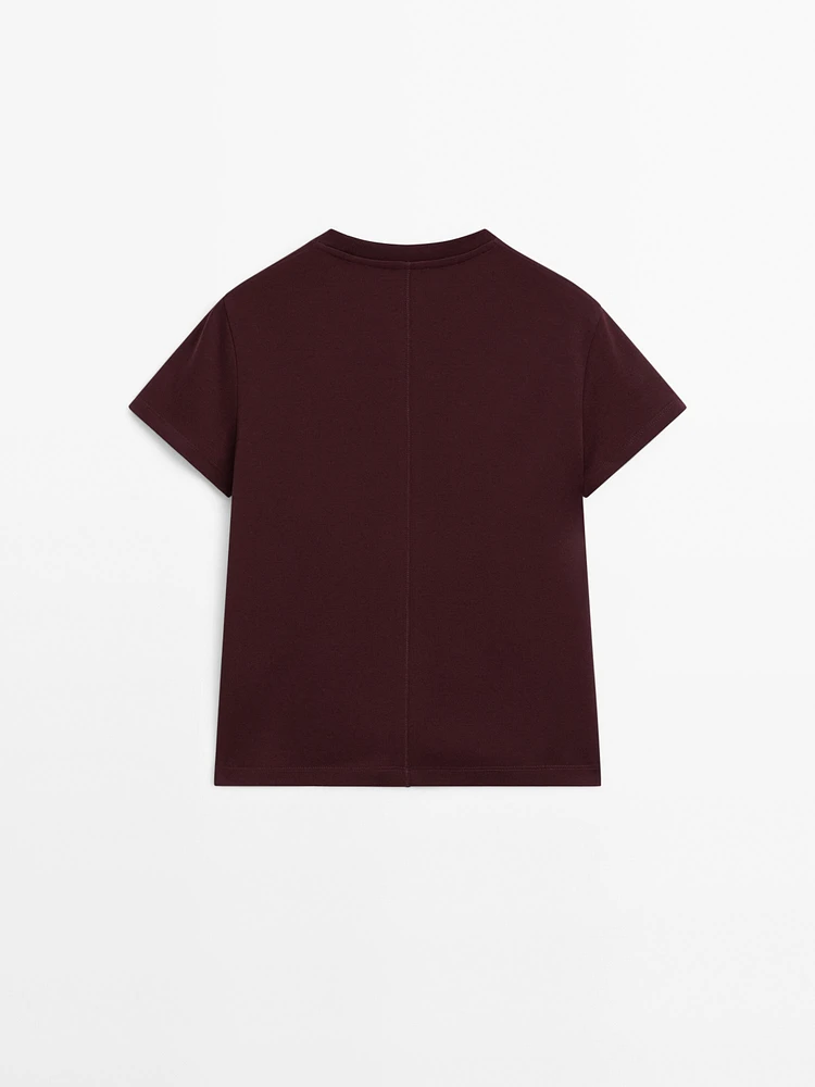 Heavy weight cotton T-shirt with seam detail