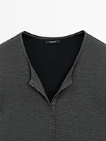 Double-layer T-shirt with buttons