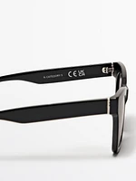 Lunettes de soleil carrées