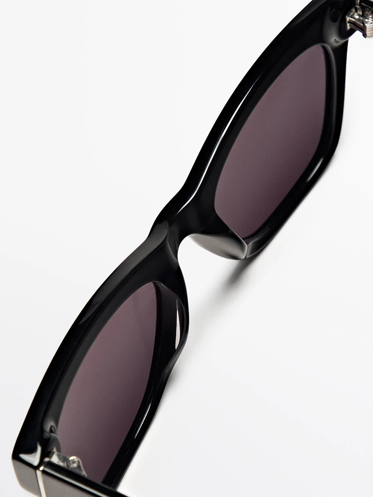Lunettes de soleil carrées