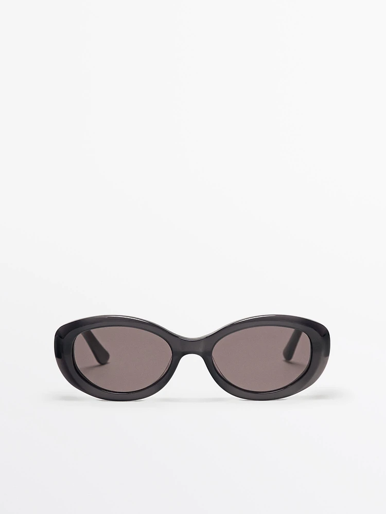 Oval sunglasses