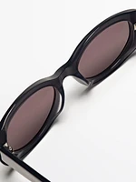 Oval sunglasses