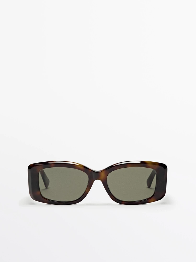 Rectangular tortoiseshell-effect sunglasses