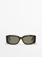 Rectangular tortoiseshell-effect sunglasses