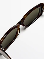 Rectangular tortoiseshell-effect sunglasses