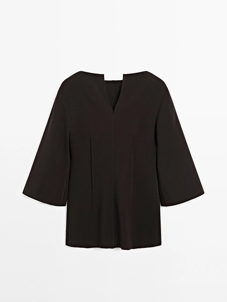 Seamed top with pleated detail - Studio