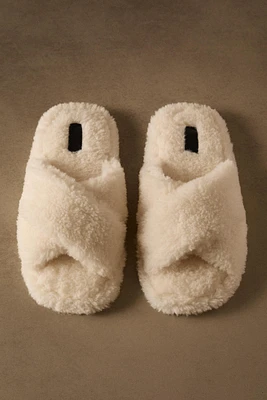 SHEEPSKIN CROSSOVER SLIPPER