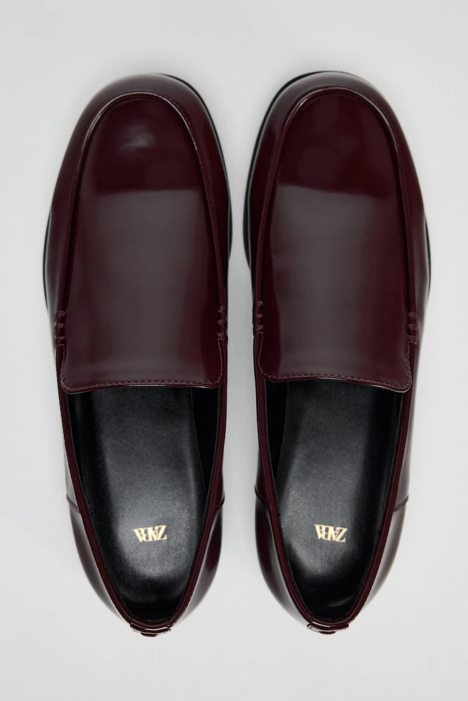 LOAFERS WITH HIGH VAMP