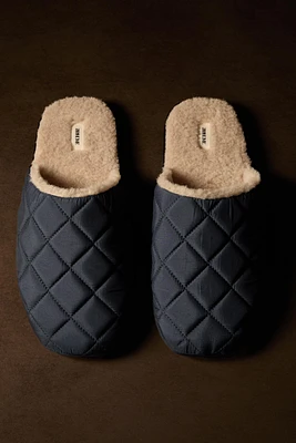 WARM QUILTED SLIPPERS