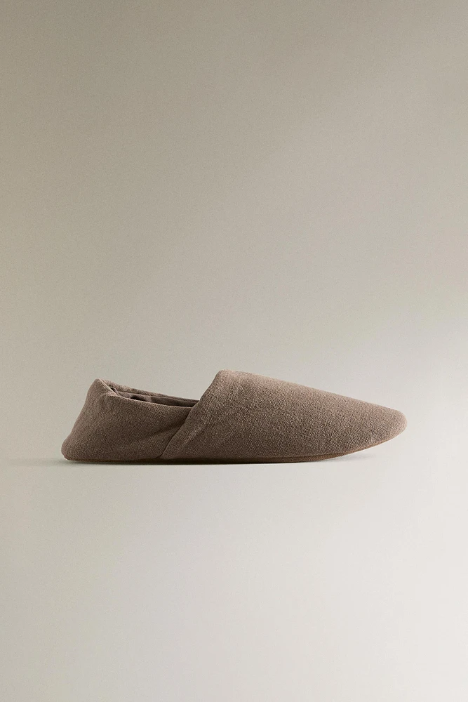 LINEN BABOUCHE SLIPPERS