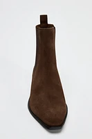 PULL TAB CHELSEA ANKLE BOOTS