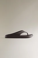 SANDALES DE BAIN CAOUTCHOUTÉES