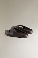 SANDALES DE BAIN CAOUTCHOUTÉES