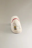 CHAUSSONS ENFANT OUVERTS À L’ARRIÈRE PEANUTS™