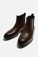 CHELSEA BOOTS