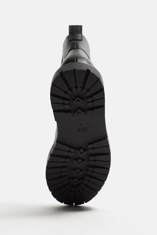 LEATHER CHELSEA BOOTS
