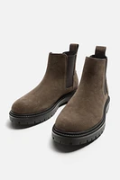 LEATHER CHELSEA BOOTS