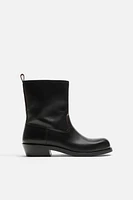 LEATHER CHELSEA BOOTS