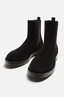 LEATHER CHELSEA BOOTS