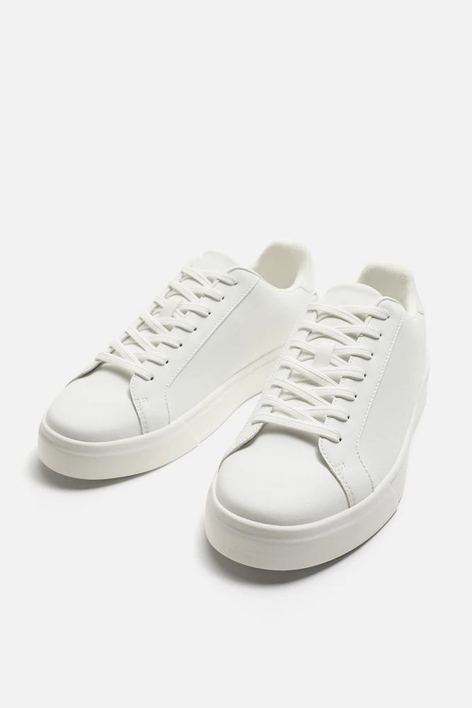TENNIS MONOCHROMES