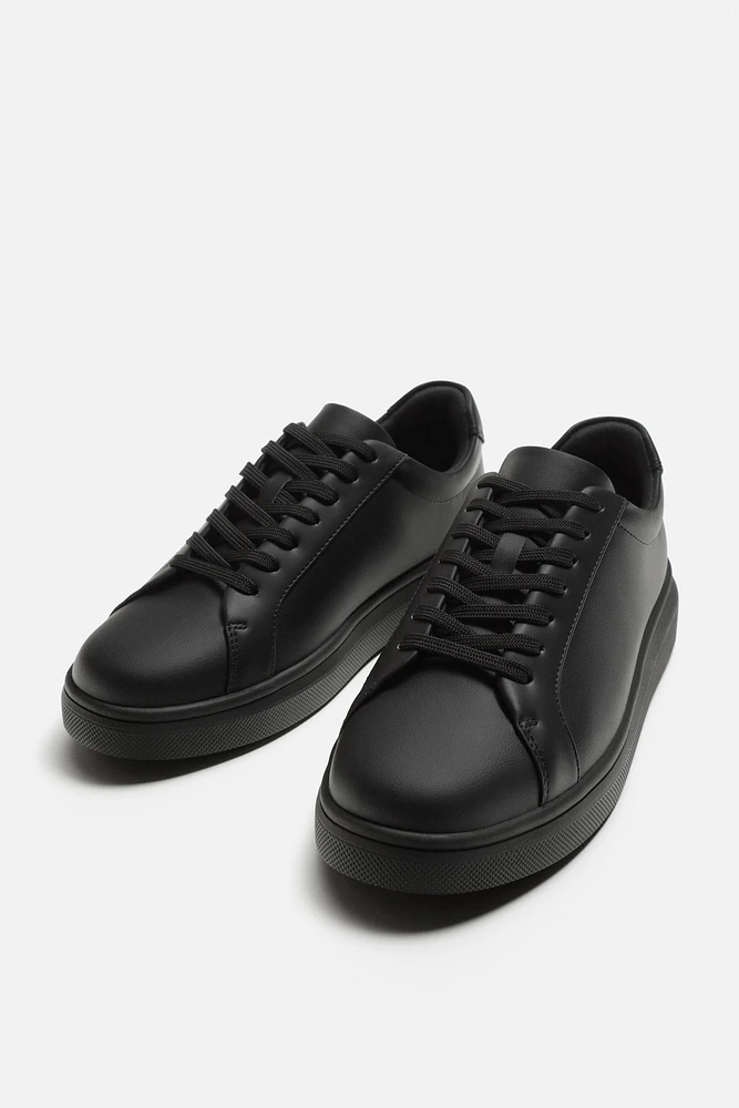 MONOCHROME CHUNKY SNEAKERS