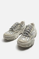 CHUNKY SNEAKERS