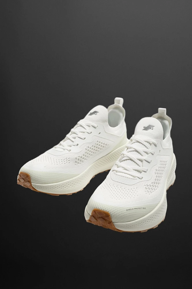RUNNING SNEAKERS