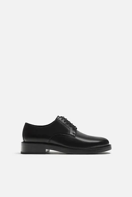 DRESS SHOES