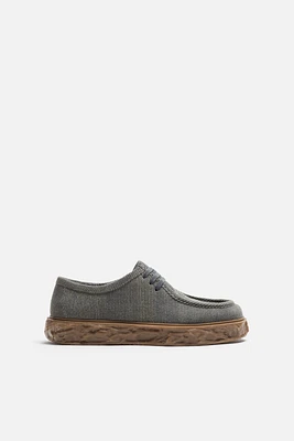 WOVEN IRREGULAR SOLE SHOE