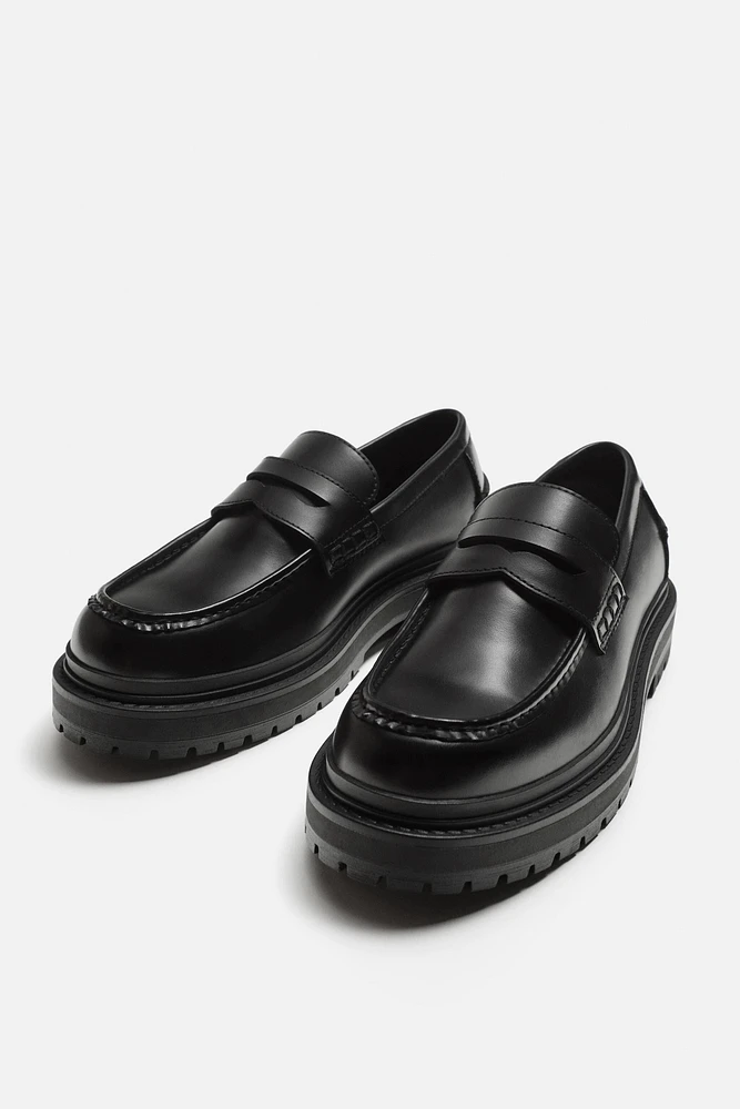 THICK SOLE SADDLE LOAFERS