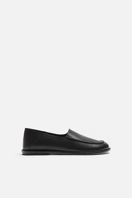 LEATHER LOAFERS