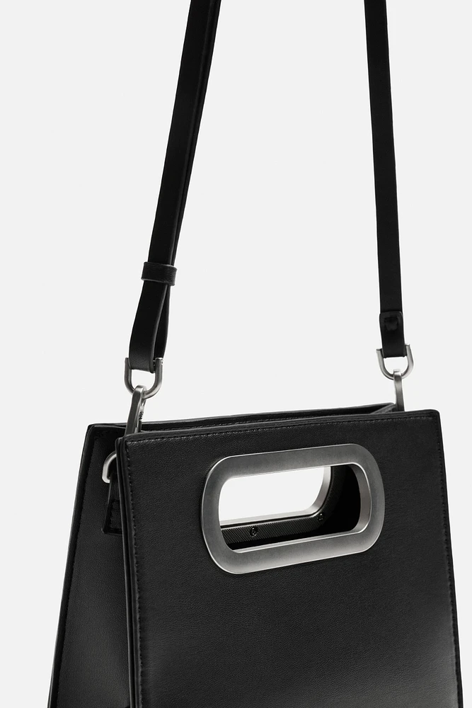 HANDBAG WITH METAL HANDLE