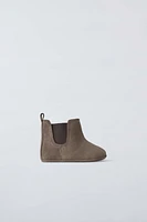 LEATHER CHELSEA BOOTS