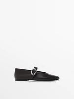 Ballet flats with metal buckle