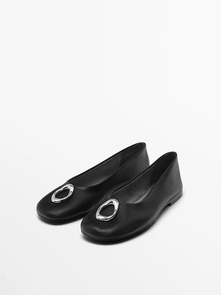 Ballet flats with metal piece