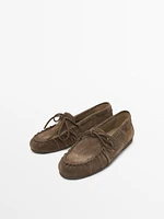 Gathered split suede loafers