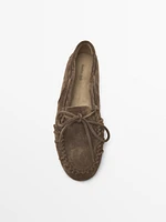 Gathered split suede loafers