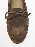 Gathered split suede loafers