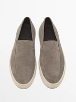 SPLIT SUEDE MOCCASINS